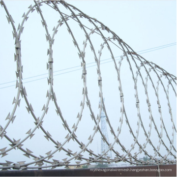 Flat Bto-22 Hot Dipped Galvanized Razor Barbed Wire